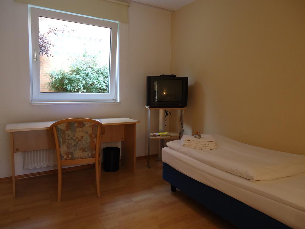 Vahrenwalder Hotel Hannover Kültér fotó